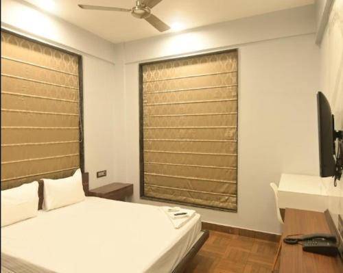 Hotel Nk7 Newtown Kalkuta Zewnętrze zdjęcie