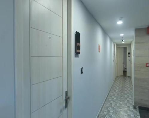 Hotel Nk7 Newtown Kalkuta Zewnętrze zdjęcie