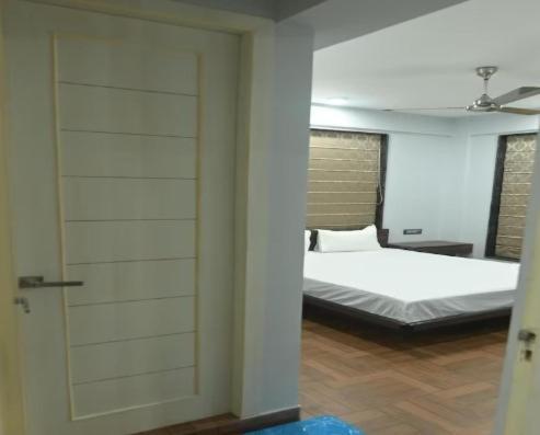 Hotel Nk7 Newtown Kalkuta Zewnętrze zdjęcie